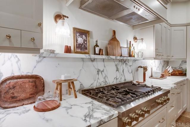 Detail Gallery Image 24 of 70 For 8308 Top O the Morning Way, San Diego,  CA 92127 - 5 Beds | 5/1 Baths