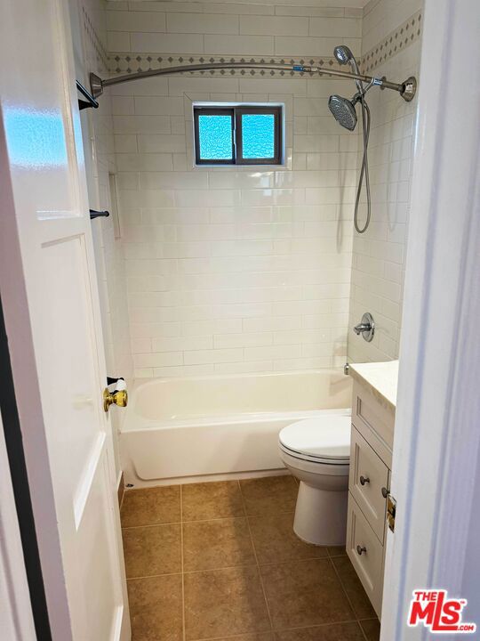 4125 West Toluca Lake Avenue photo 23