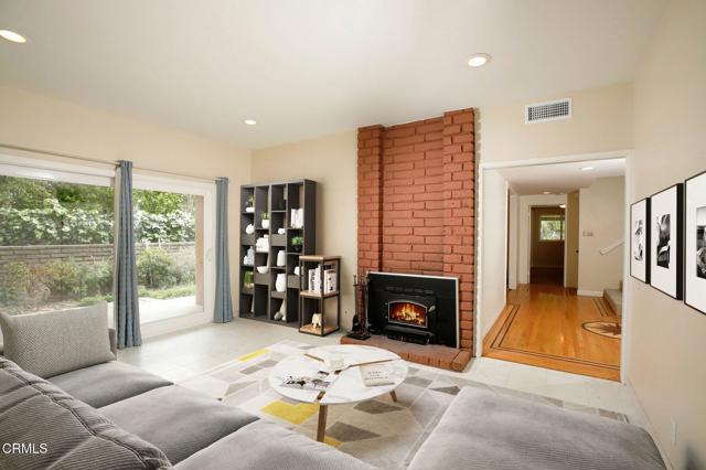 Detail Gallery Image 14 of 42 For 943 Bay Tree Rd, La Canada Flintridge,  CA 91011 - 4 Beds | 3 Baths