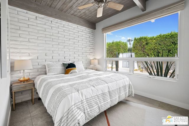1155 E Paseo El Mirador, Palm Springs CA: https://media.crmls.org/mediaz/85569ff6-f0f3-4331-aae2-1b162c5c3124.jpg