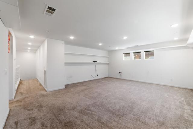 Image 17 of 36 For 31129 Quarter Horse Way