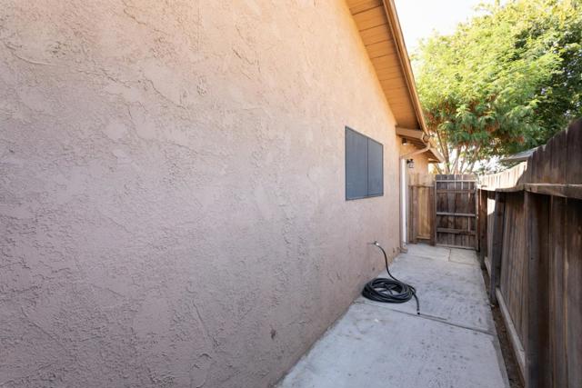 3143 Cindy Avenue, Clovis CA: https://media.crmls.org/mediaz/85583af6-a81a-494e-9a3a-61cdabfbeae9.jpg