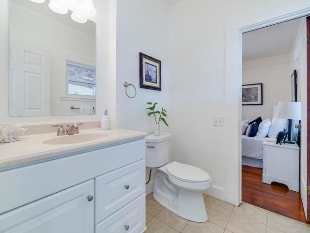 906 West Street, Hollister CA: https://media.crmls.org/mediaz/85587b65-5f08-4d57-aec2-992f52c0753a.jpg