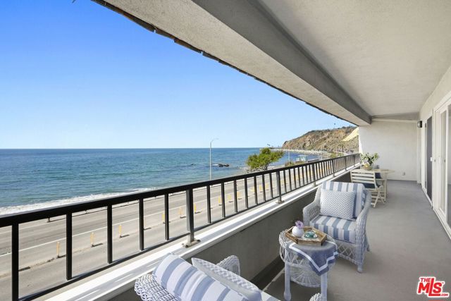 Large  ocean view deck