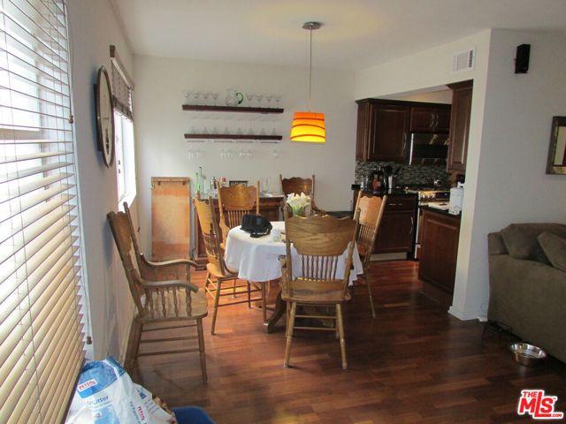 10645 Wilshire Boulevard, Los Angeles CA: https://media.crmls.org/mediaz/855a33f0-6629-4ae9-91de-380a4e58ce54.jpg