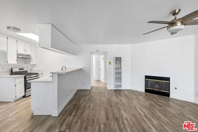 1540 260th Street, Harbor City CA: https://media.crmls.org/mediaz/855abed0-84e1-4659-8407-2340a47e191f.jpg