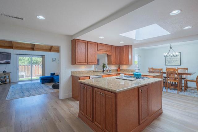 22800 Bravo Place, Salinas CA: https://media.crmls.org/mediaz/855b97cc-2c32-4ba6-b137-8fc02b521c0a.jpg