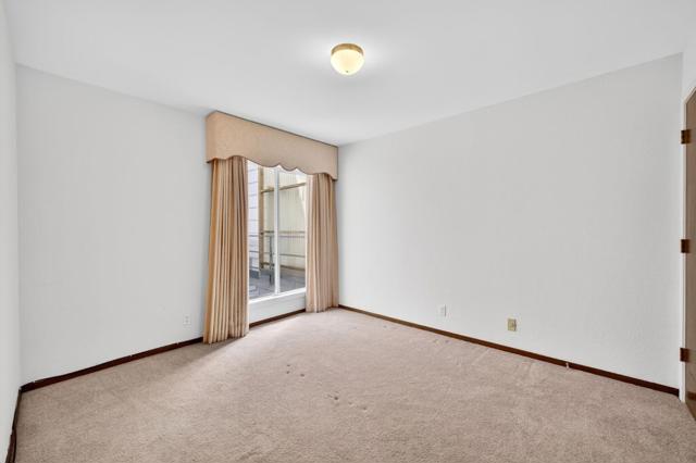 476 7th Avenue, San Francisco CA: https://media.crmls.org/mediaz/855baf53-4e6a-486b-87b4-b77b5db167be.jpg