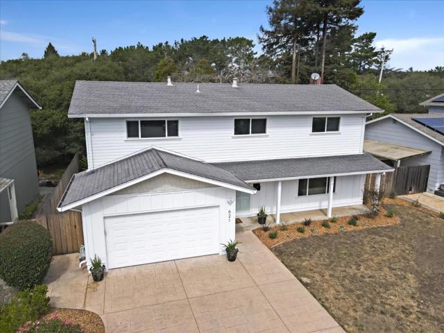 621 Monterey Avenue, Capitola CA: https://media.crmls.org/mediaz/855bee29-b073-4004-ae2d-438032809374.jpg