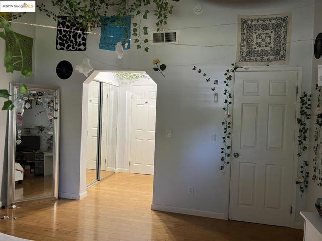 868 Florin RD, Sacramento CA: https://media.crmls.org/mediaz/855d8d36-5985-4664-83ba-c134c065b693.jpg