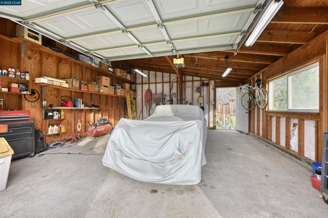 11417 Red Dog Rd, Nevada City CA: https://media.crmls.org/mediaz/855e8d4c-015f-4ce7-aef1-541ca0bd2d6a.jpg