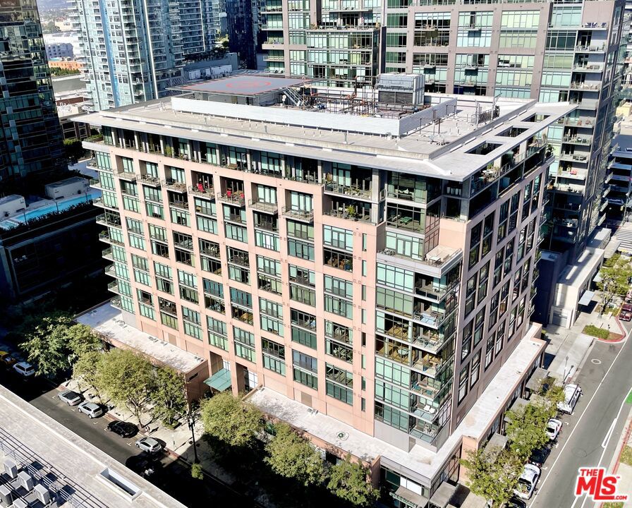 1111 S Grand Avenue 1114, Los Angeles, CA 90015