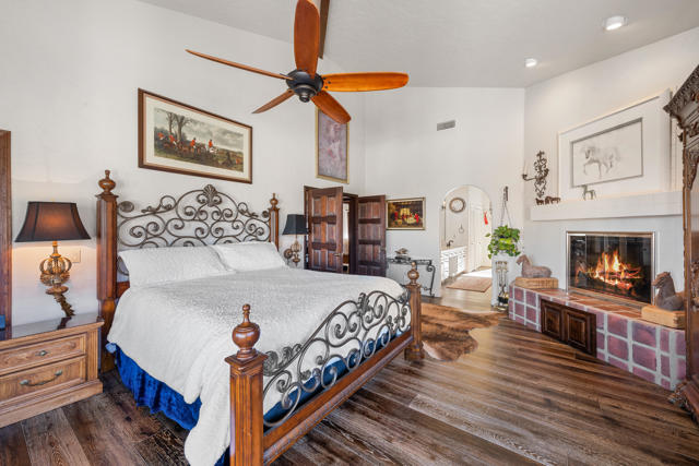 Image 30 of 108 For 56375 Bighorn Drive