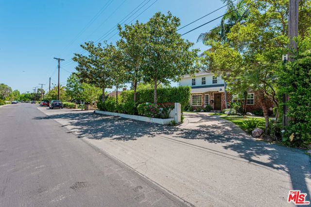 13230 HESBY Street photo 4