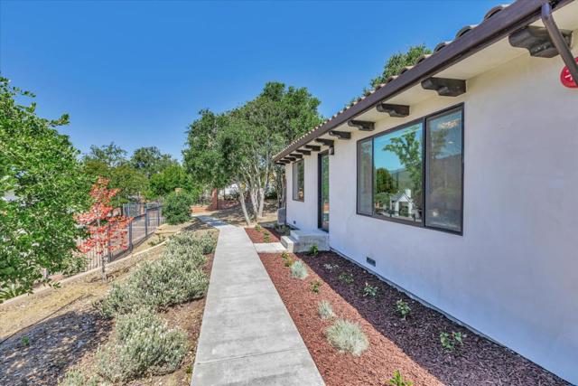 Image 39 of 75 For 18335 Lexington Drive
