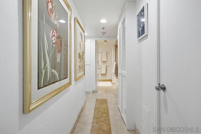 1820 Avenida Del Mundo, Coronado CA: https://media.crmls.org/mediaz/85605d6a-3209-4c27-b61d-413f45832c01.jpg