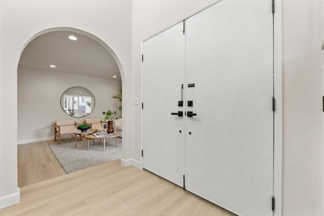 112 El Olivar, Los Gatos CA: https://media.crmls.org/mediaz/85606ec1-b517-456e-abc7-4f75e3c937ac.jpg