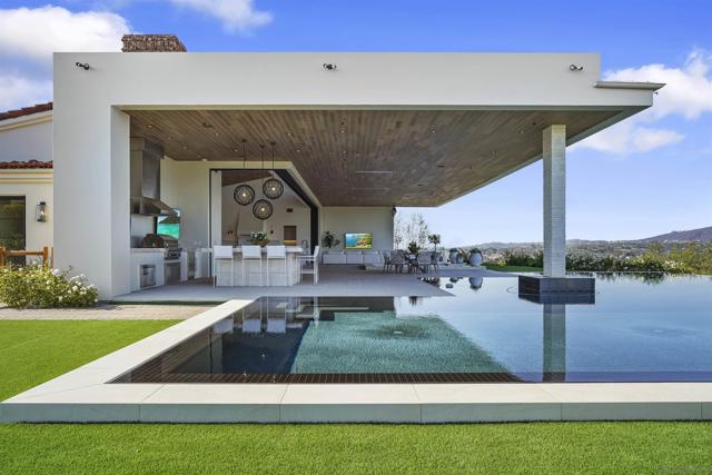 Image 42 of 52 For 5516 La Crescenta
