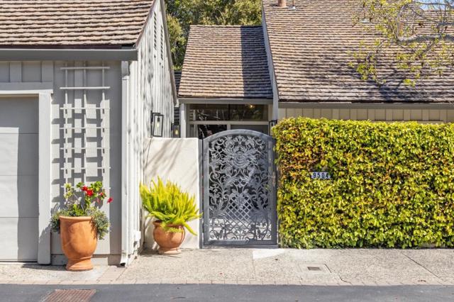 9504 Alder Court, Carmel CA: https://media.crmls.org/mediaz/85638fc9-20c0-4d49-8814-4037189f1290.jpg