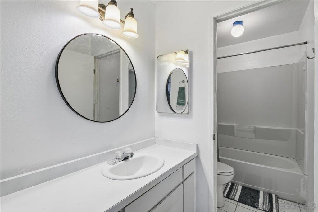 1615 Hotel Circle - photo 9
