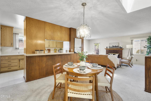 Detail Gallery Image 5 of 16 For 310 Harte Ave, Ventura,  CA 93003 - 3 Beds | 2 Baths