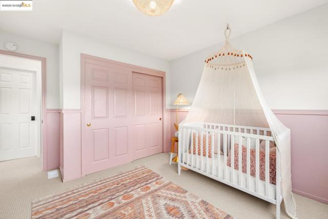 6566 Chelton Dr, Oakland CA: https://media.crmls.org/mediaz/8564b8b8-c122-4efc-a8d0-df4e55cc8069.jpg