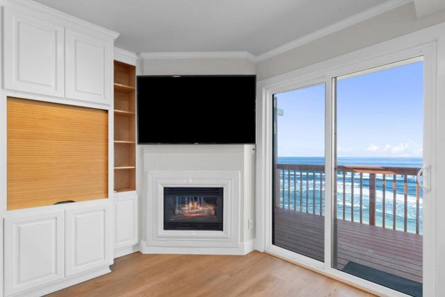 476 Oceanview Drive, La Selva Beach CA: https://media.crmls.org/mediaz/8564ecb2-c06c-4bd9-b4b1-5e05f57968ef.jpg