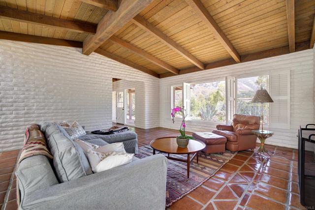 17711 S Mesa Drive, Pauma Valley CA: https://media.crmls.org/mediaz/85657c66-f2db-4210-b43a-b3838d3df467.jpg