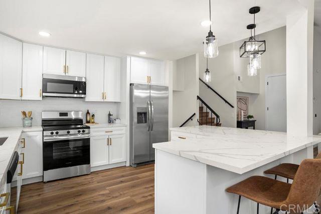 13837 Paseo Cardiel, San Diego CA: https://media.crmls.org/mediaz/8565a1af-191d-4187-b396-13856bc1ac06.jpg