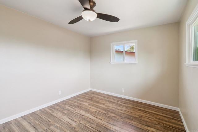 Detail Gallery Image 21 of 31 For 915 Crest View Rd, Vista,  CA 92081 - 3 Beds | 2 Baths