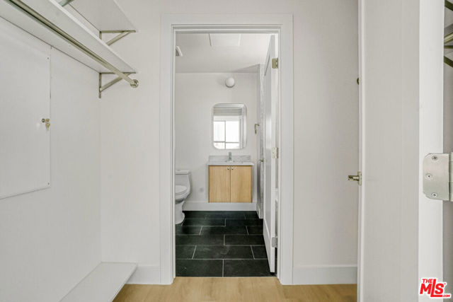 1822 Overland Avenue, Los Angeles CA: https://media.crmls.org/mediaz/8566e7f4-0d39-46d6-9bdb-ee98e9024a59.jpg