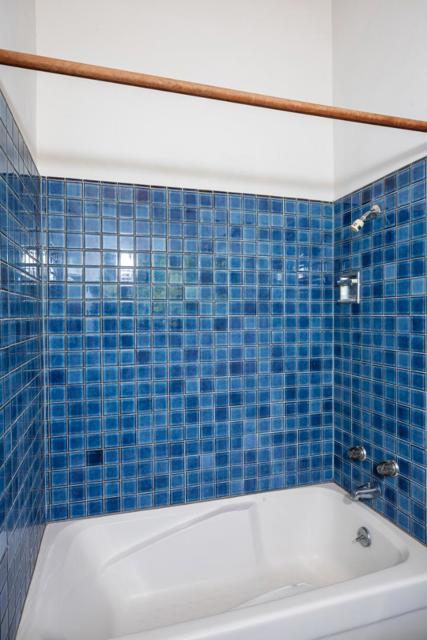 Image 21 of 37 For 800 Loyola Drive