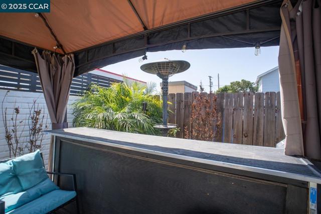 9 W Madill St, Antioch CA: https://media.crmls.org/mediaz/85689986-8dea-430f-b6c3-81e0ad6f3fa5.jpg
