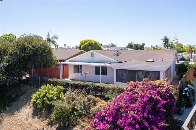 7502 Northrup Drive, San Diego CA: https://media.crmls.org/mediaz/85692025-c4f0-4432-a902-f070a5de5ced.jpg