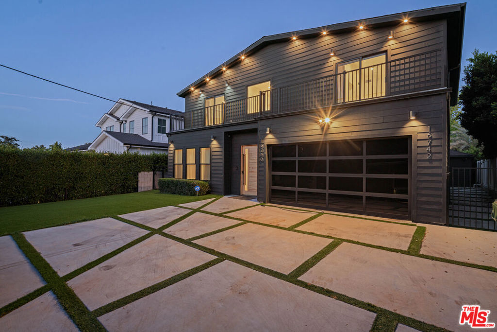 MLS #26857397 image #2