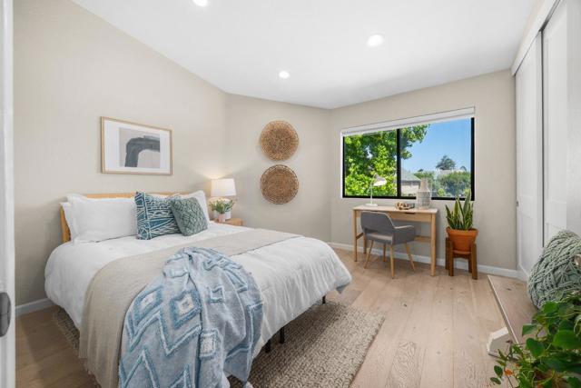 1525 Leila Court, Santa Cruz CA: https://media.crmls.org/mediaz/8569b01a-7109-47ec-a5e5-1ec5ccc89471.jpg