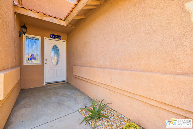 66735 El Dorado Place, Desert Hot Springs CA: https://media.crmls.org/mediaz/856b9b95-0cb5-477a-befe-6989036a5a55.jpg