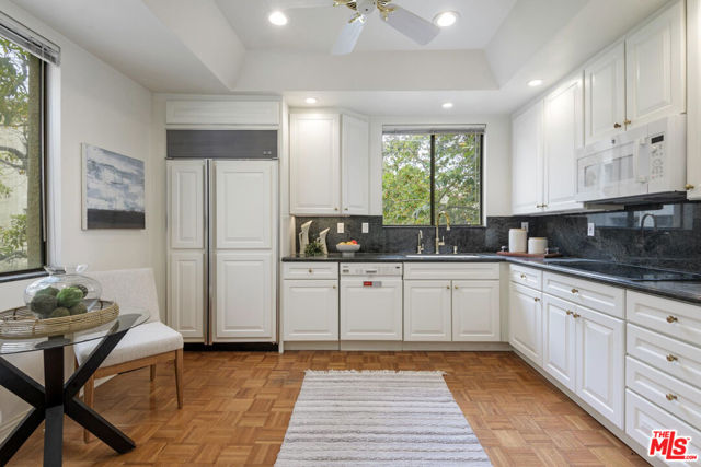 67 Seaview Drive, Santa Barbara CA: https://media.crmls.org/mediaz/856c8fd3-437c-4f18-a980-dc9e1bbed789.jpg