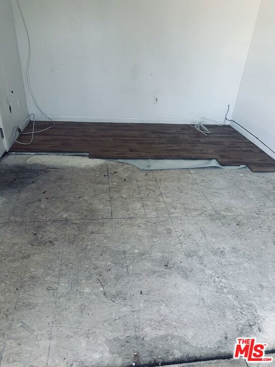 1422 West 104th Street photo 14