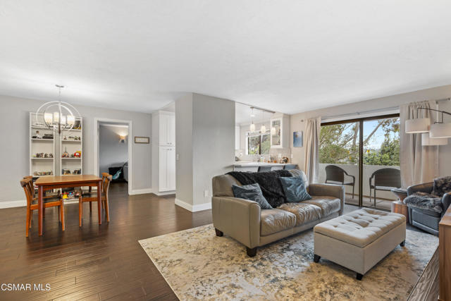 5000 S Centinela Avenue, Los Angeles CA: https://media.crmls.org/mediaz/856d9781-d29a-4431-bba4-fcdd990f2a3e.jpg