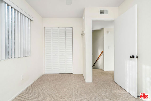 18524 Mayall Street, Northridge CA: https://media.crmls.org/mediaz/856e3fde-4009-402e-92ce-378583892c94.jpg