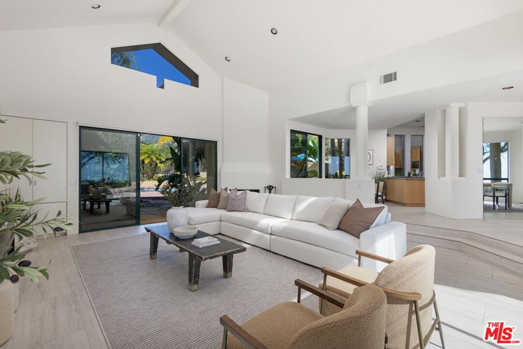 MLS #25607969 image #12