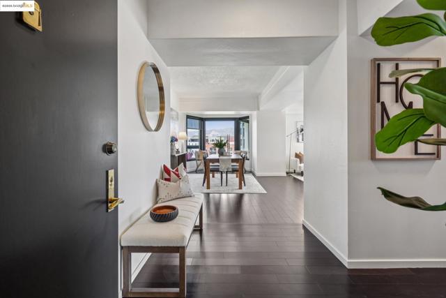 6363 Christie Ave, Emeryville CA: https://media.crmls.org/mediaz/856fd427-3b14-4eb4-bad6-e5fa756587f5.jpg