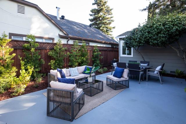 1833 Brittan Avenue, San Carlos CA: https://media.crmls.org/mediaz/8570de48-5c01-4187-8cfa-0818184f15d1.jpg