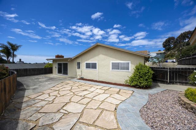 1945 Goldboro Street, San Diego CA: https://media.crmls.org/mediaz/857147df-7f97-4635-aa27-798a7cef9a86.jpg