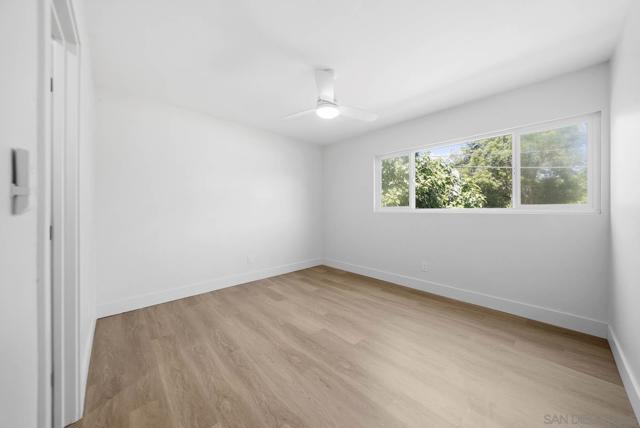 198 Croydon Ln, El Cajon CA: https://media.crmls.org/mediaz/85718f04-f4e6-453d-b5d4-f609bf5b14db.jpg