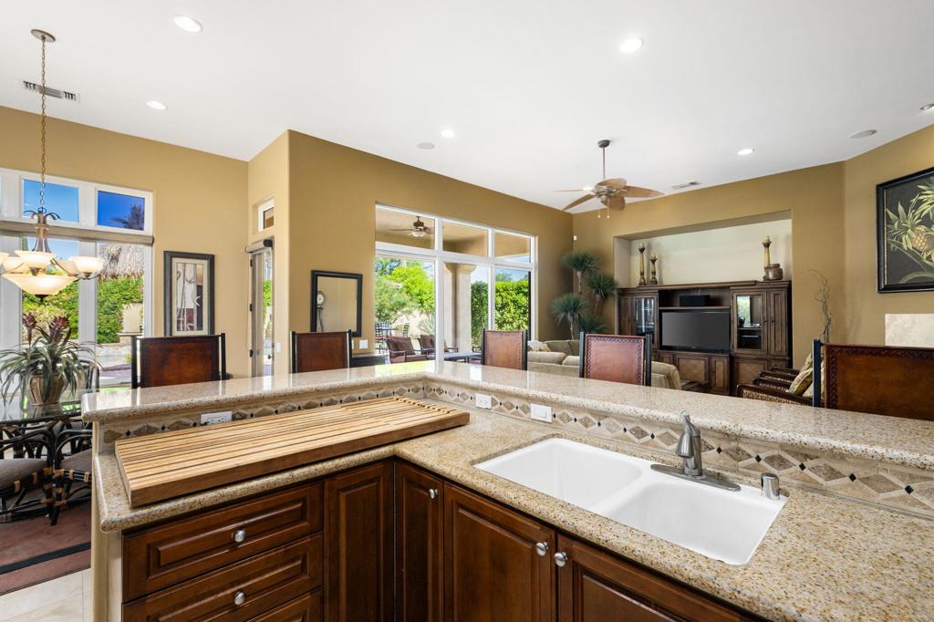 MLS #219139997DA image #15