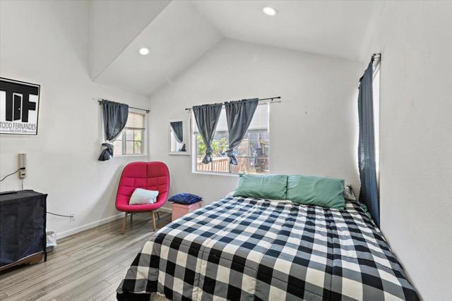 519 Longwood Court, Hayward CA: https://media.crmls.org/mediaz/8571c711-ccd7-4964-9273-e175532232f5.jpg