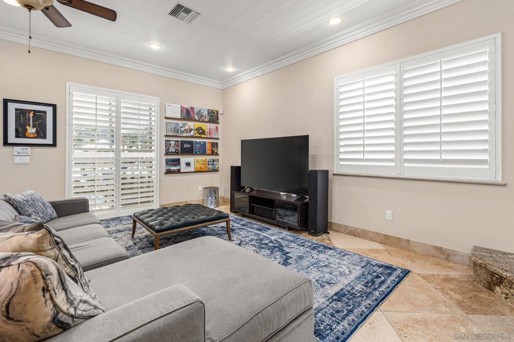 1230 Brookes Ave - photo 14