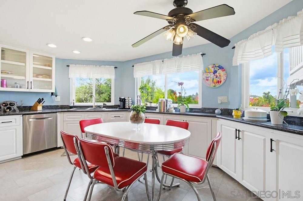 7832 Forrestal - photo 11